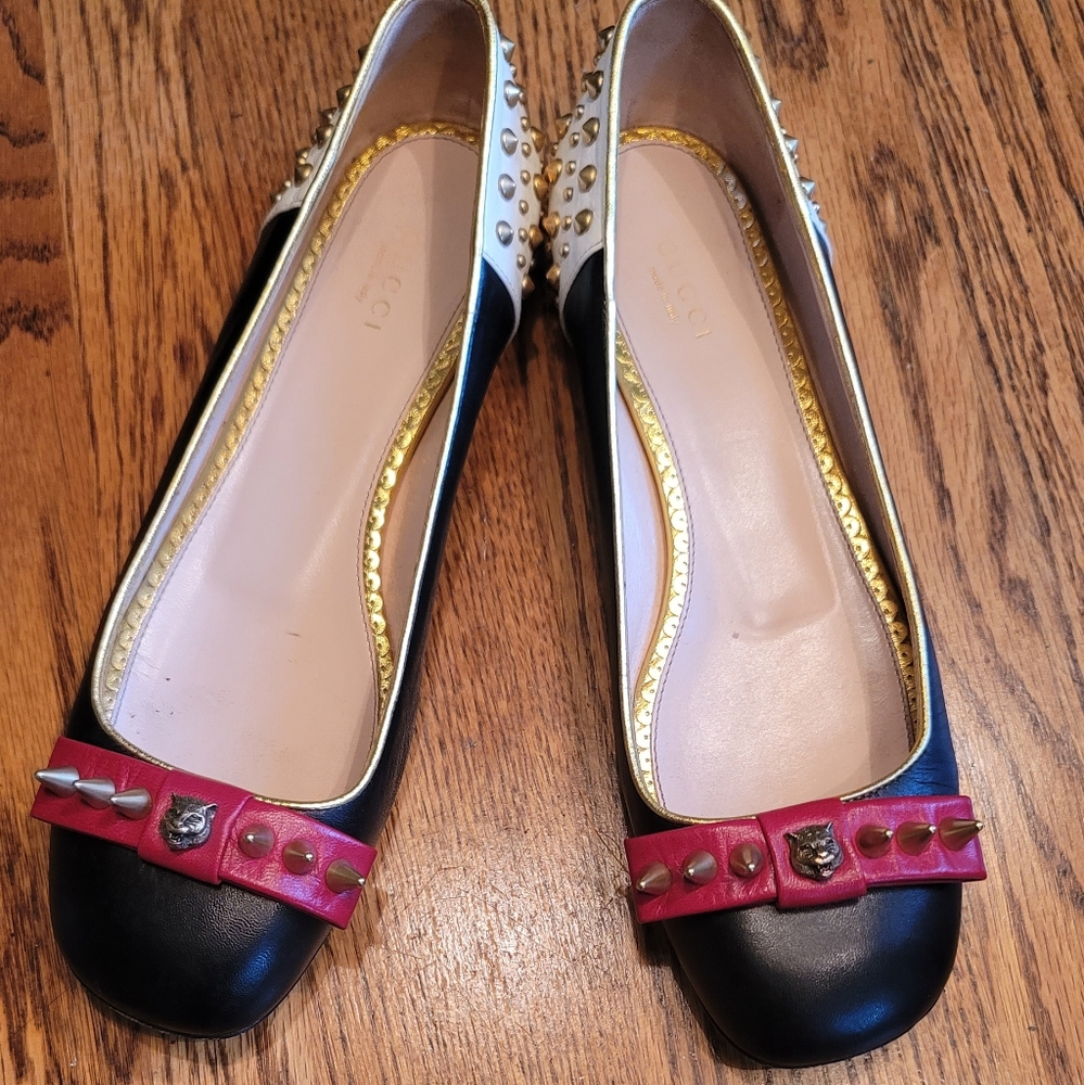 Gucci Black Red White Gold Studded Spiked Tiger Head Flat Shoes Size 38.5
